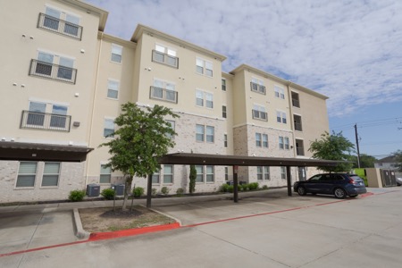 gala-texas-parkway-04-10-26-06