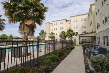 gala-texas-parkway-04-10-26-07