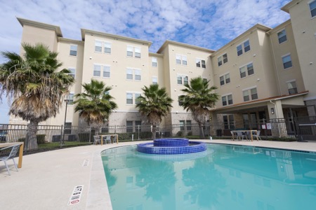 gala-texas-parkway-04-10-26-11