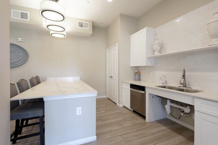 gala-texas-parkway-04-10-26-14