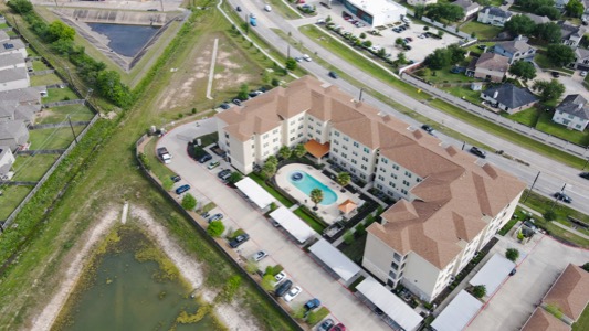 gala-texas-parkway-04-10-26-43